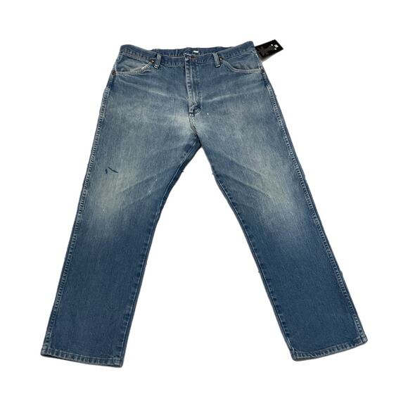 Vintage 90s Wrangler Faded Blue Relaxed Fit Cowboy Jeans - Picture 1 of 8